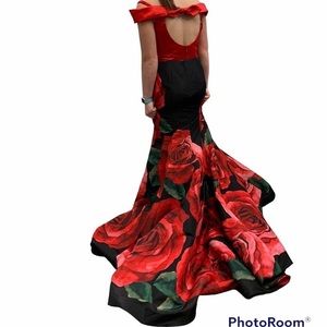 NWT Sherri Hill size 8.